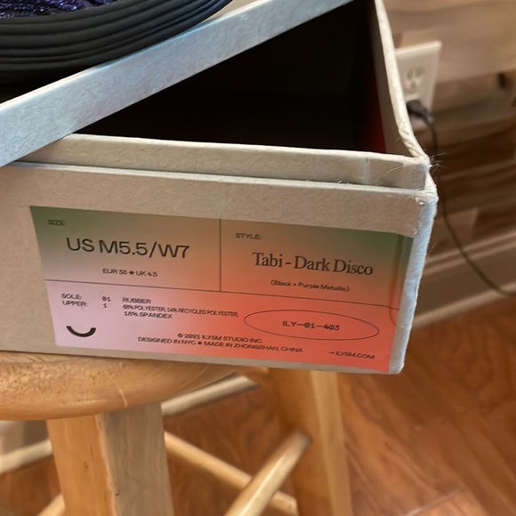 Size 5.5 M/7W New black & purple metallic (Dark Disco) Tabi shoes from iLYSM.com - Picture 4 of 11